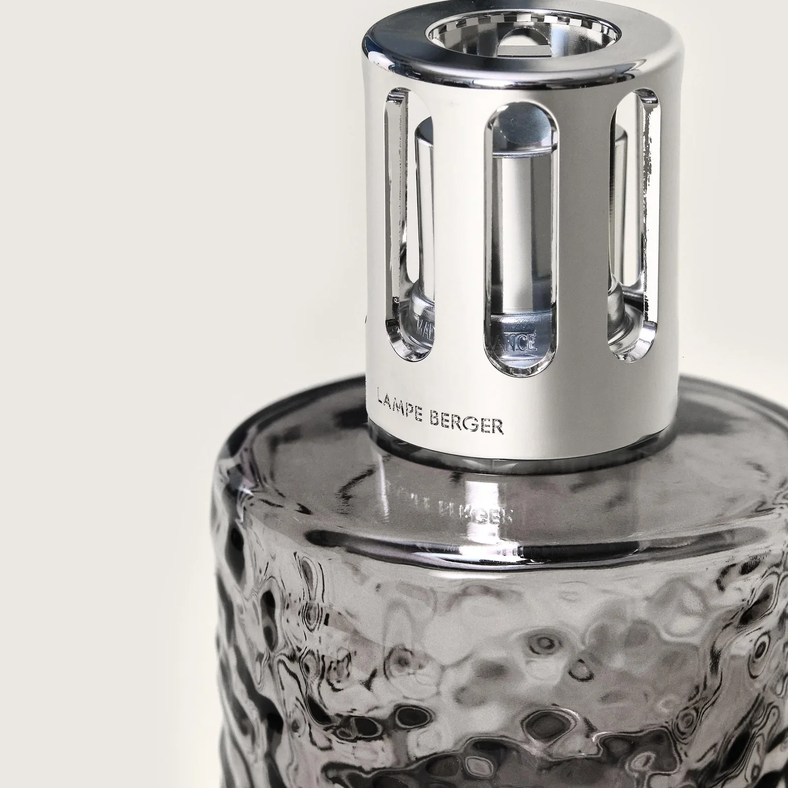LAMPE BERGER Lampada Catalitica Cofanetto Mirage Noir con Flacone 250ml Splendeur Vanillée - Image 3