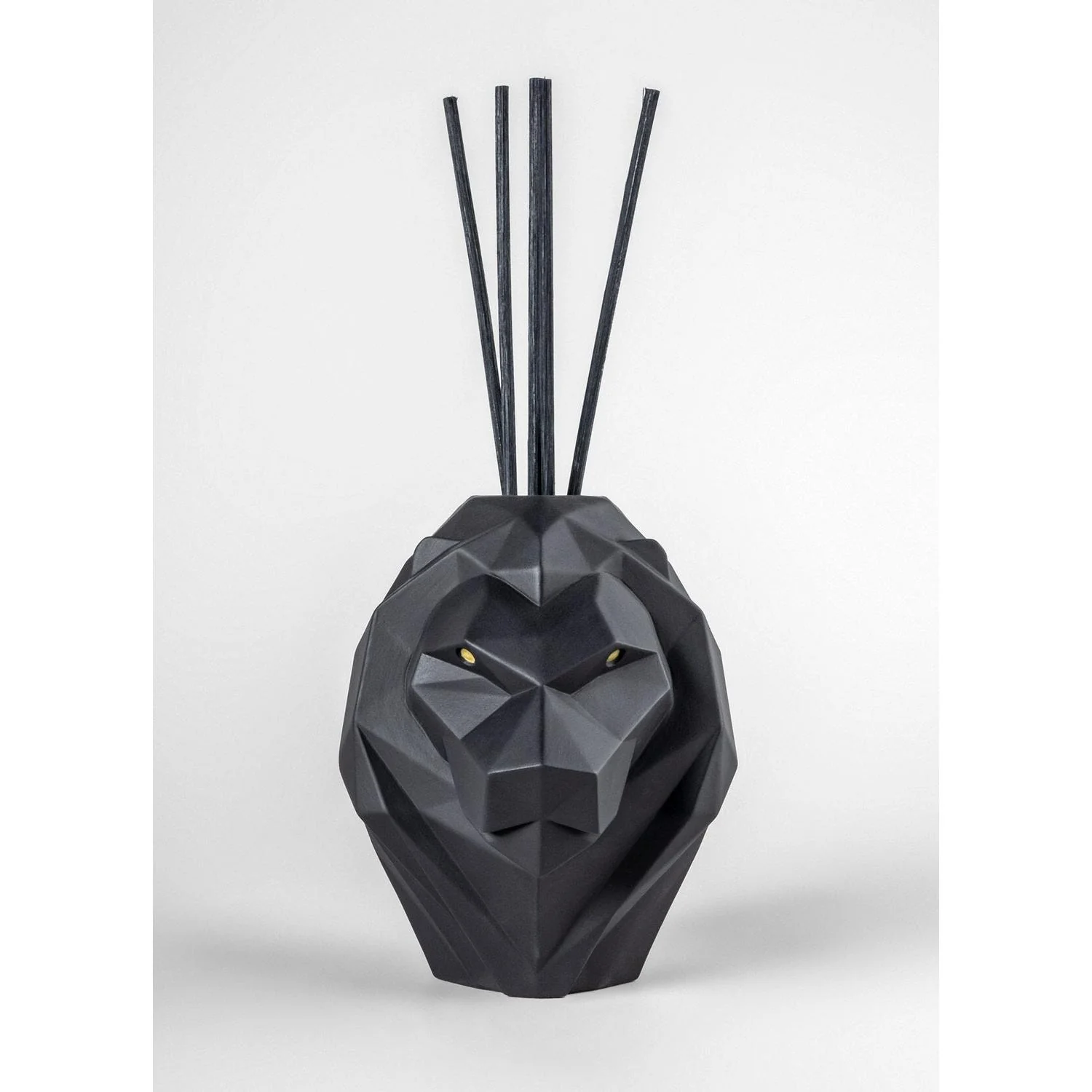LLADRO' Diffusore Profumo Leone Unbreakable Spirit 18x14cm Porcellana - Image 4