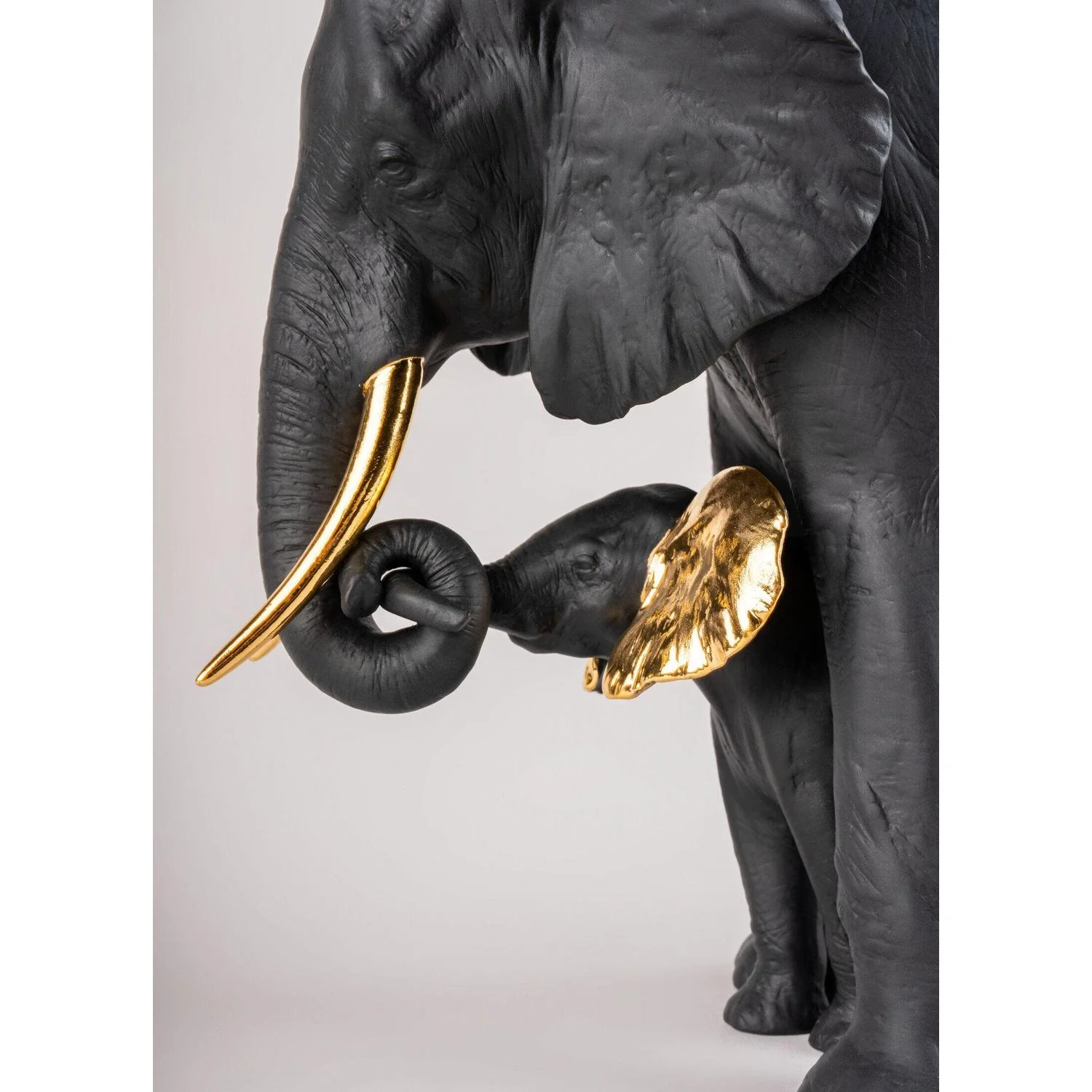 LLADRO' Scultura Mostrando la Strada Nero e Oro Serie Limitata 27x36cm Porcellana - Image 6