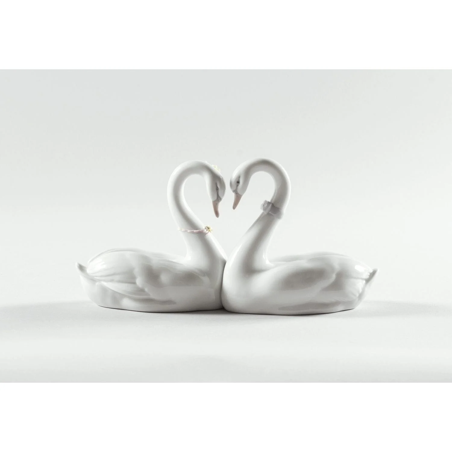 LLADRO' Figurina Cigni Amore Senza Fine 13x27cm Porcellana - Image 3