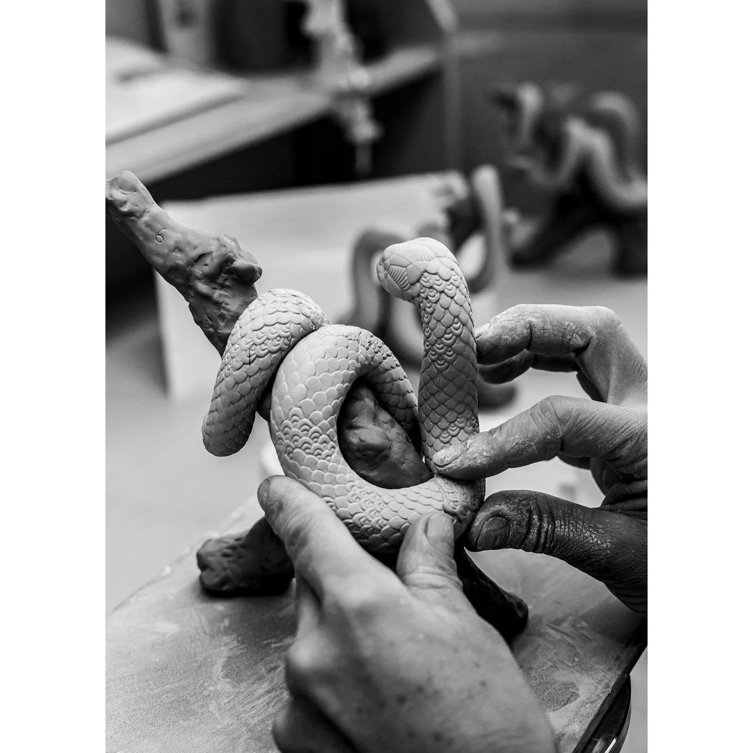 LLADRO' Figurina Il Serpente 19x18cm Porcellana - Image 4