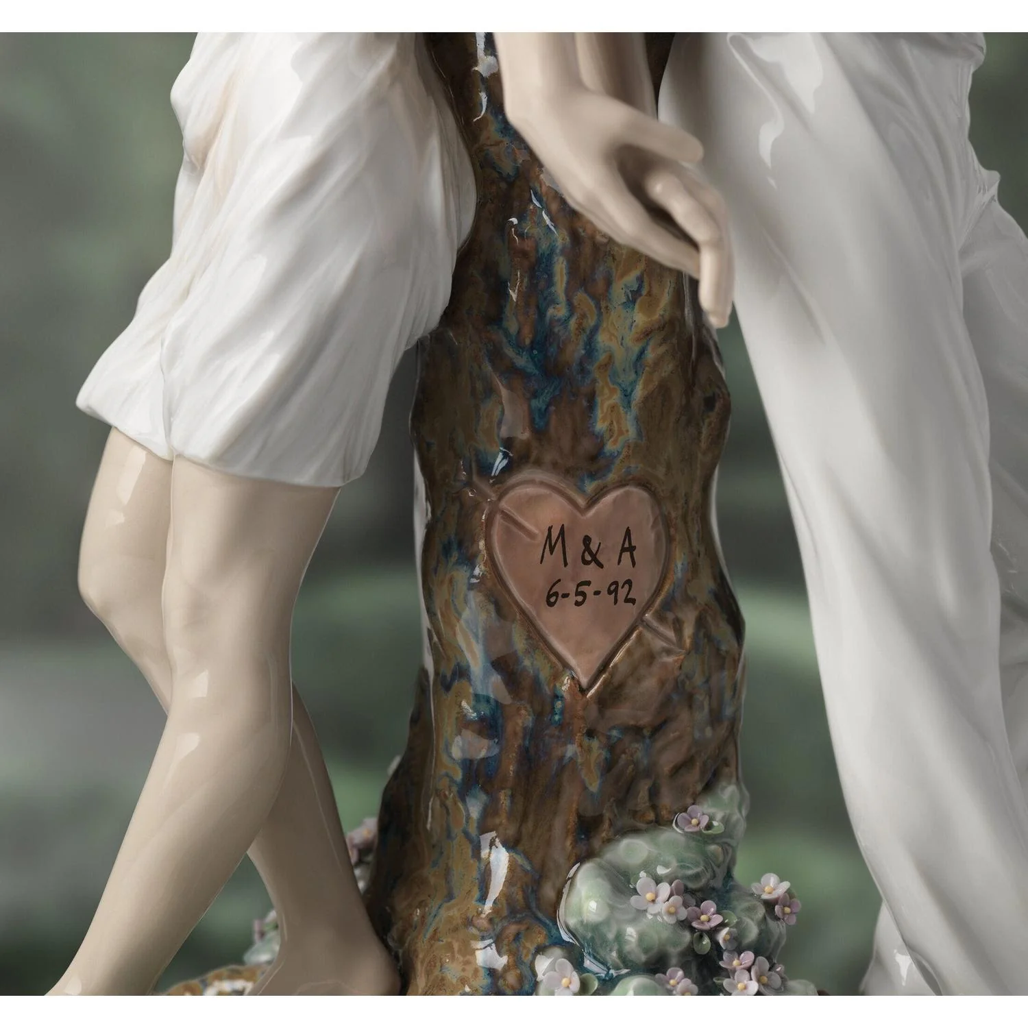LLADRO' Figurina L'Albero Degli Innamorati 49x32cm Porcellana - Image 4
