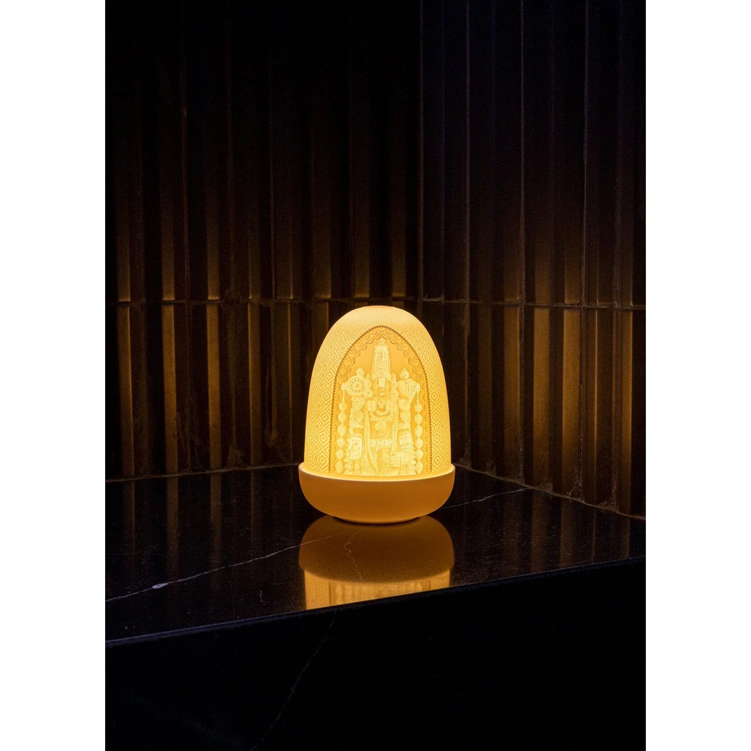 LLADRO' Lampada da Tavolo Lord Balaji Dome 15x11cm Porcellana - Image 3