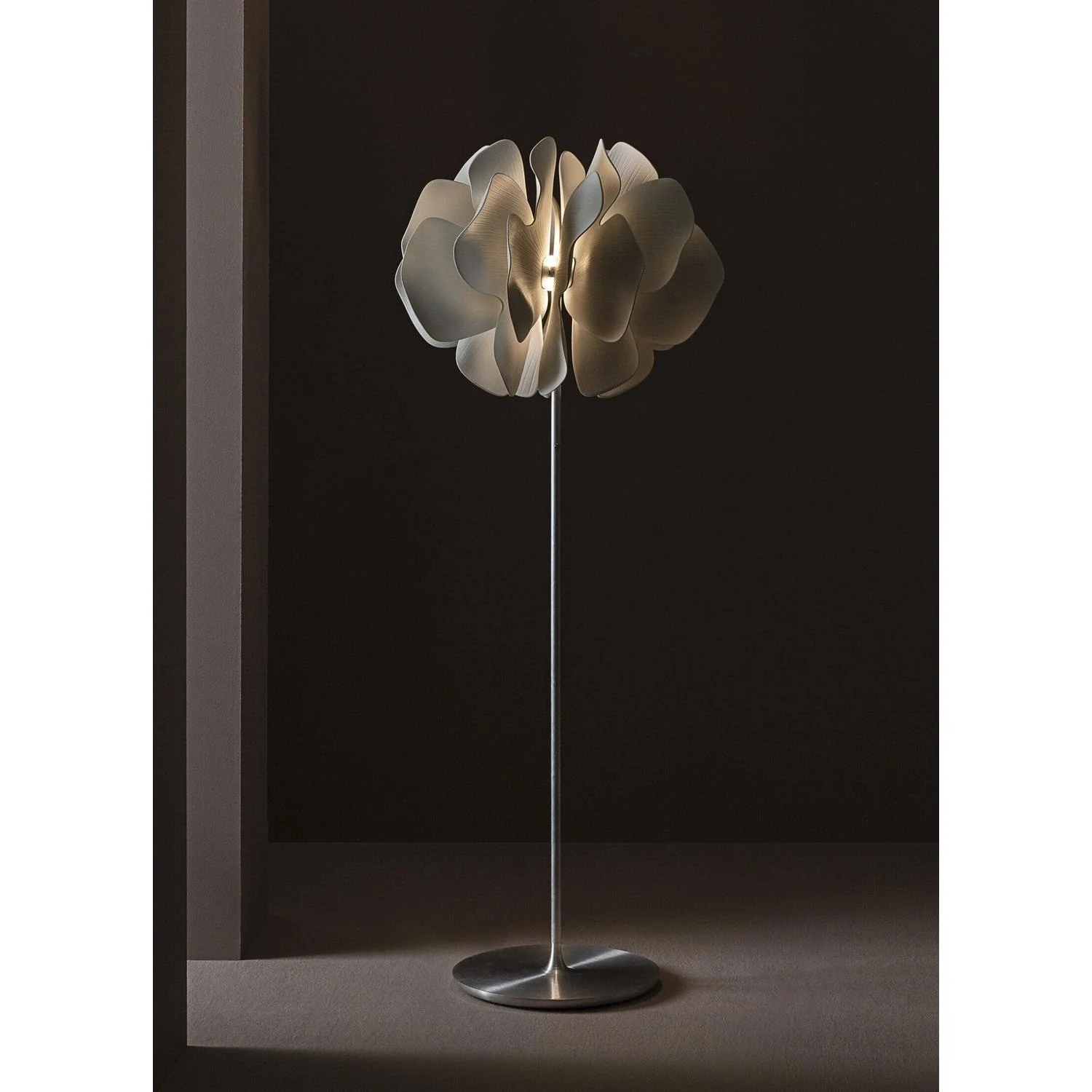 LLADRO' Nightbloom Lampada da Terra Bianco 170x68cm Porcellana - Image 10