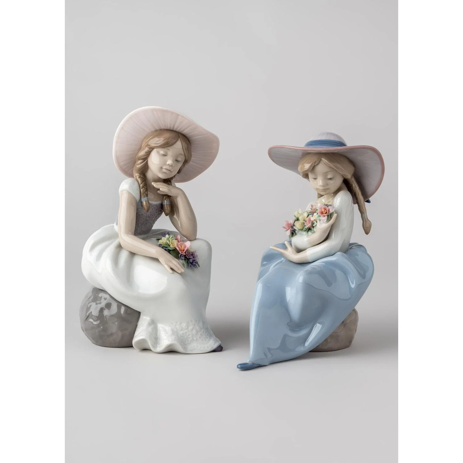 LLADRO' Scultura Bimba E' Arrivata la Primavera 23x11cm Porcellana - Image 7