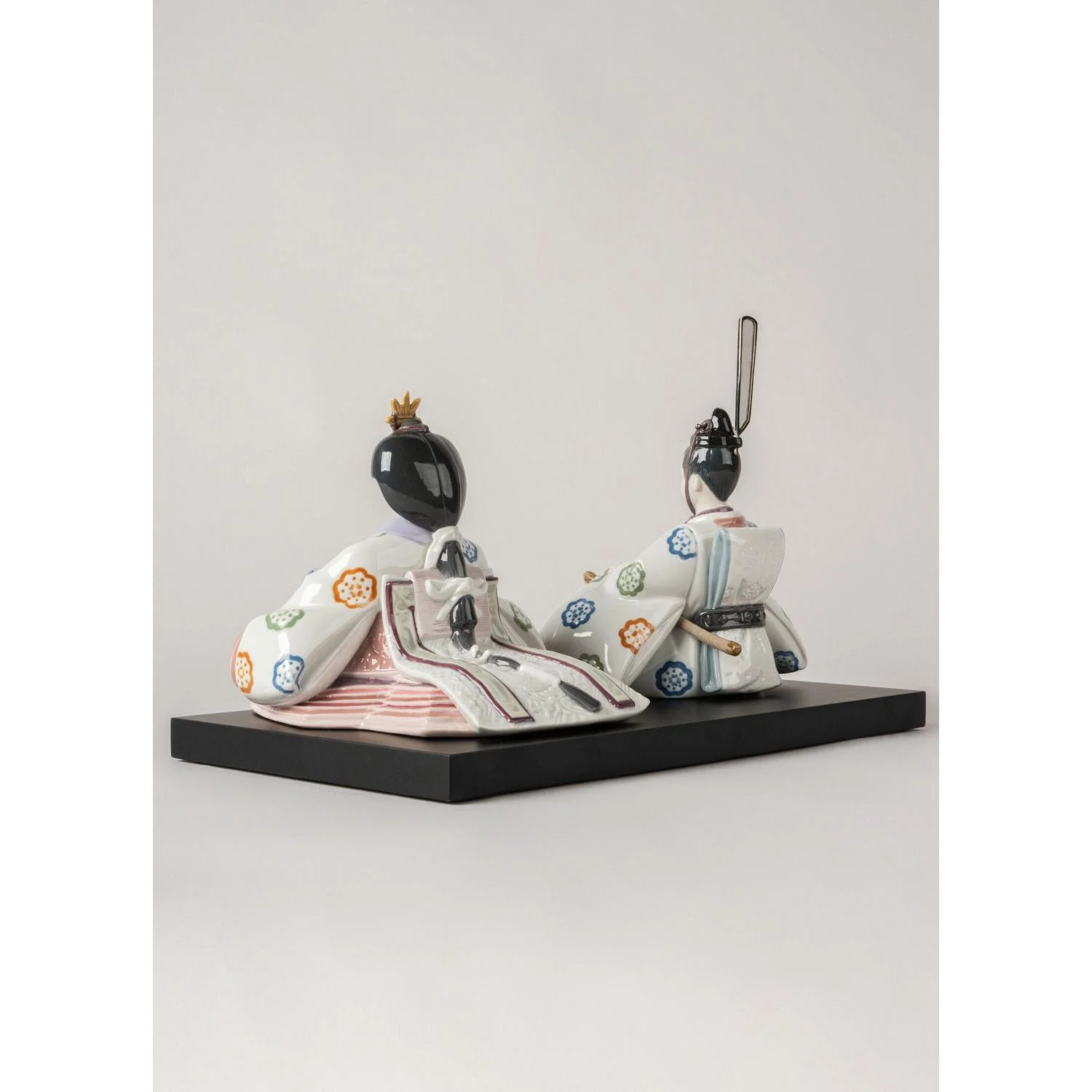 LLADRO' Scultura Hina Dolls Incisione Floreale Serie Limitata 26x41cm Porcellana - Image 3