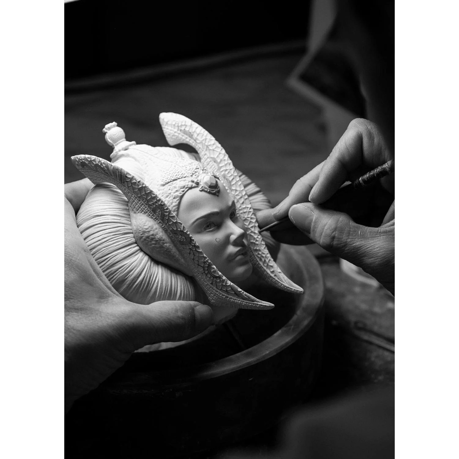 LLADRO' Scultura Queen Amidala™ in The Throne Room Serie Limitata 55x32cm Porcellana - Image 6