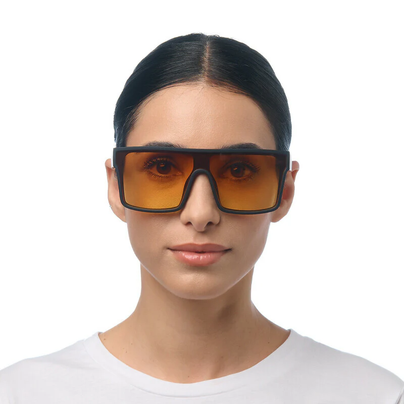 OKKIA Tokyo Occhiali da Sole Unisex Squadrato Nero Gradiente Giallo - Image 3