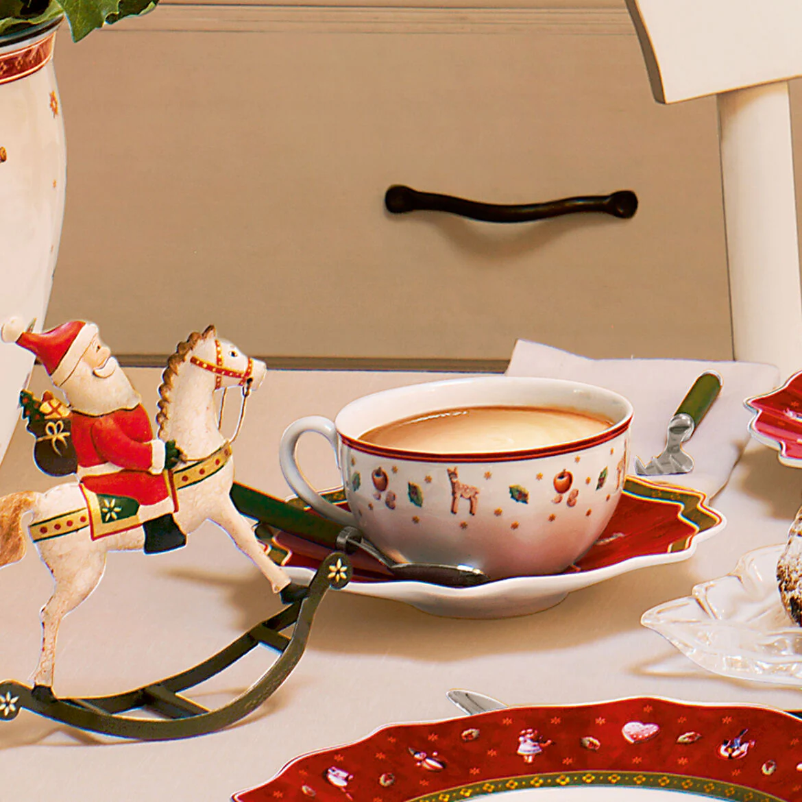 VILLEROY & BOCH Toy's Delight Tazza Caffelatte 300ml con Piattino 19cm Tavola Natalizia - Image 2
