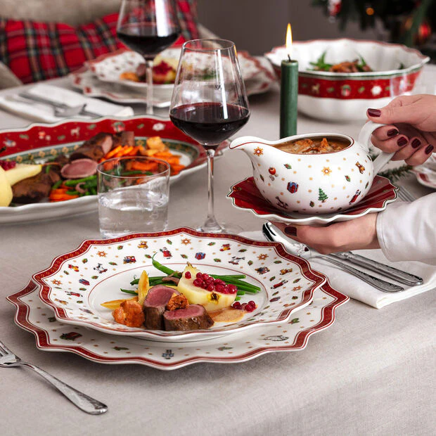 VILLEROY & BOCH Toy's Delight Salsiera con Piattino 250ml Porcellana Tavola di Natale - Image 5