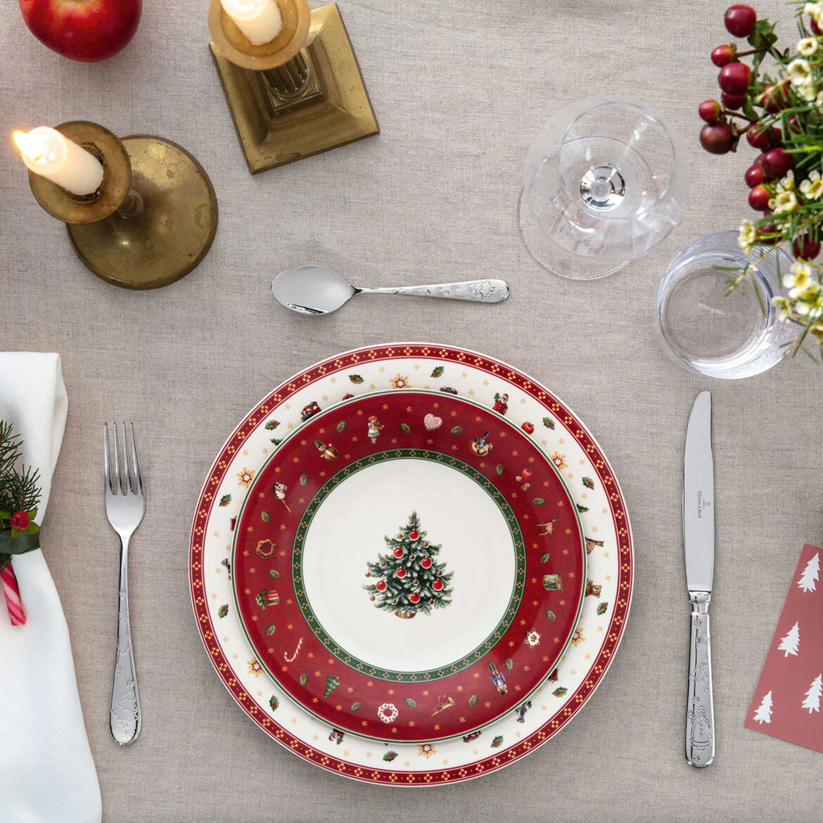 VILLEROY & BOCH Toy's Delight Specials Piatto Dessert Colazione Set 6 Pezzi Rosso Rotondo 21,5cm Tavola Natale - Image 3